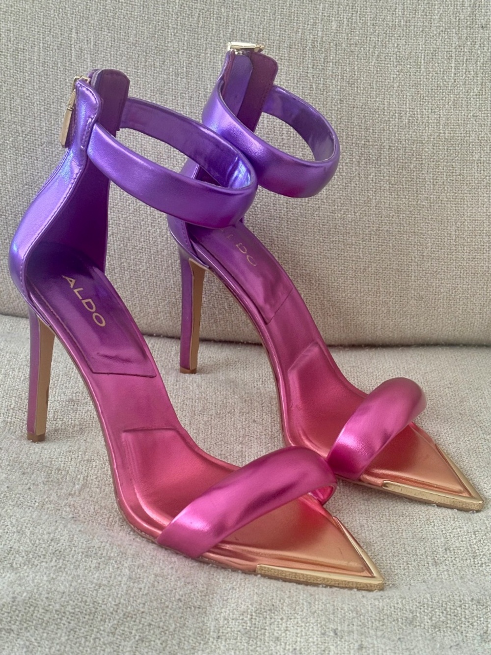 ALDO multi-colored heels- Clozette clean out - Picture 2 of 5